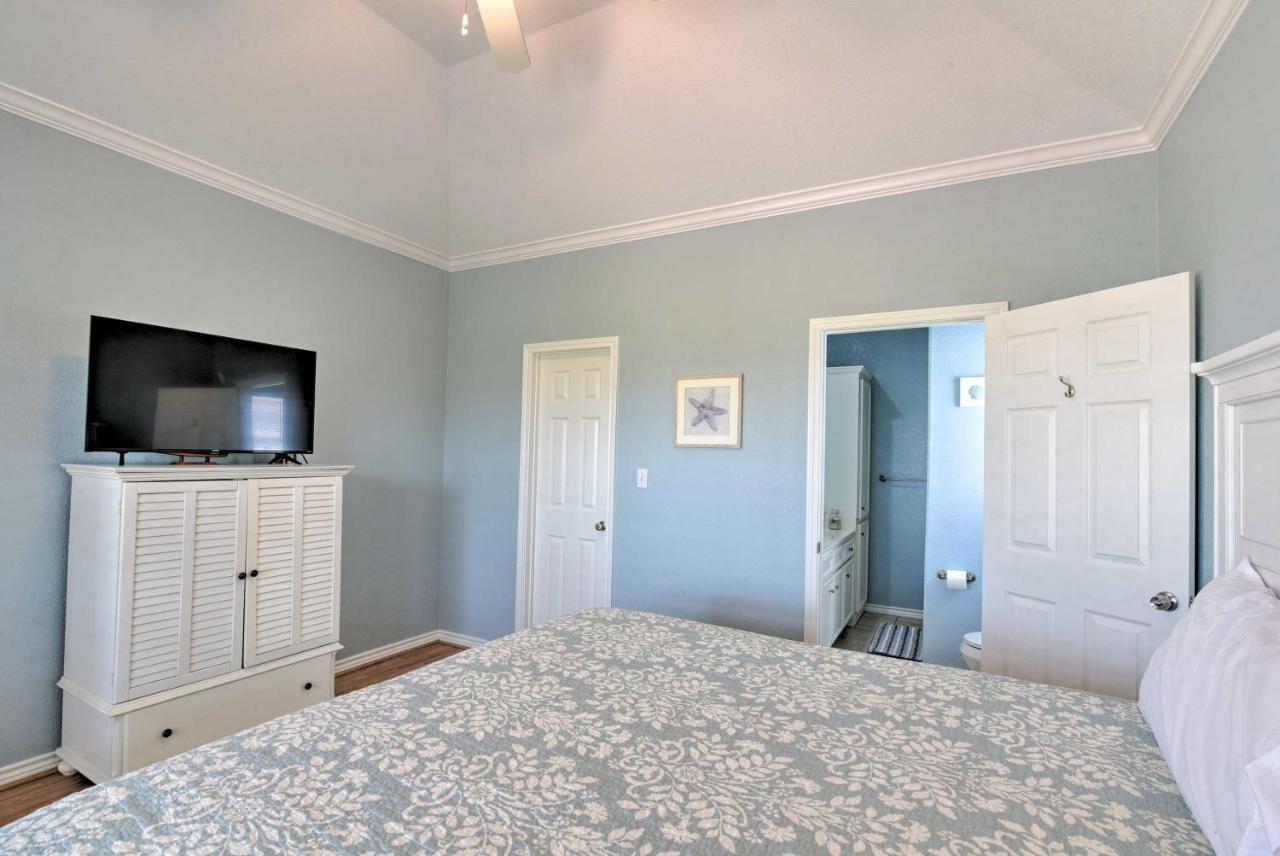 Вилла Bright Crystal Beach House, Walk To Coast! Bolivar Peninsula Экстерьер фото